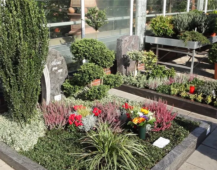 Doppelgrab - Grabbepflanzung im Herbst