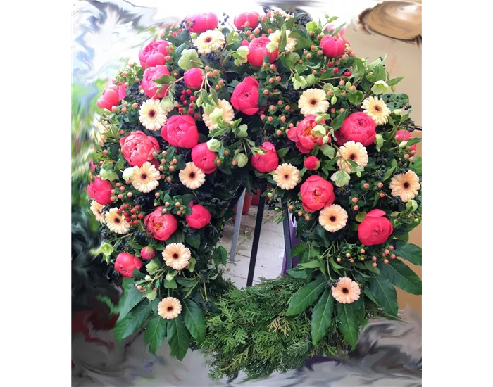 Trauerkranz, dreiviertel